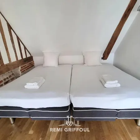 Kinta Panda Pool Table Center 13 2 Guests * הונפלר