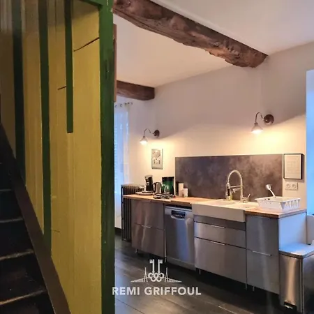 Kinta Panda Pool Table Center 13 2 Guests * הונפלר