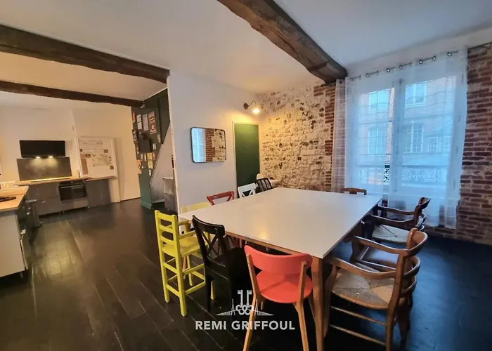 Kinta Panda Pool Table Center 13 2 Guests 度假居