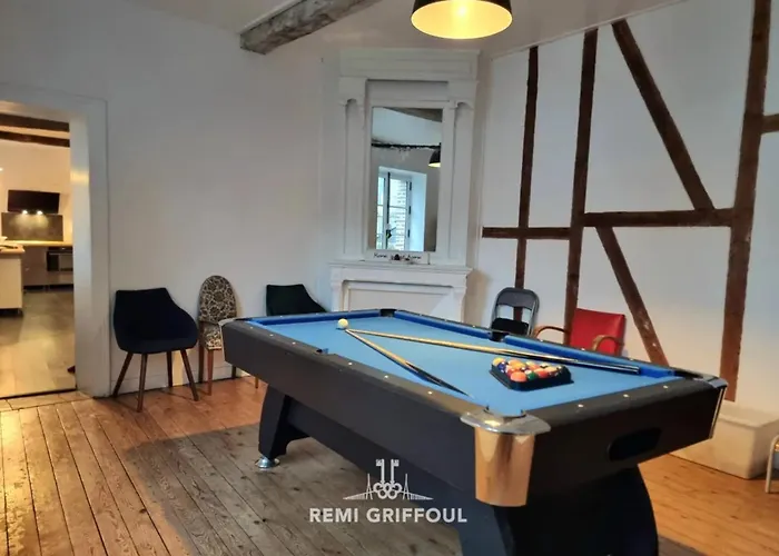 Kinta Panda Pool Table Center 13 2 Guests 度假居 翁弗勒尔