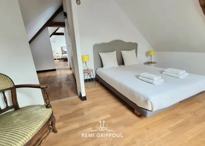 Kinta Panda Pool Table Center 13 2 Guests Дом отдыха