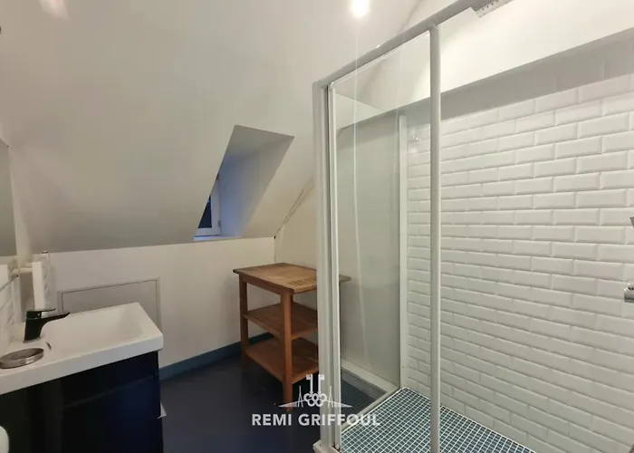 Kinta Panda Pool Table Center 13 2 Guests Дом отдыха